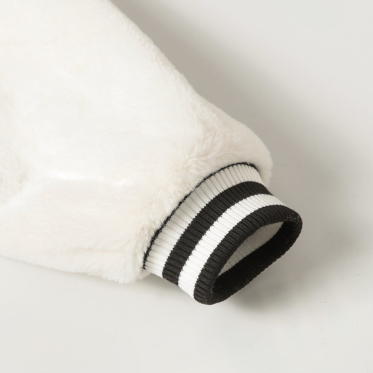 クロムハーツ フェイクファー クロス バーシティジャケット - ブラックホワイト ゴシック ストリートウェア 035